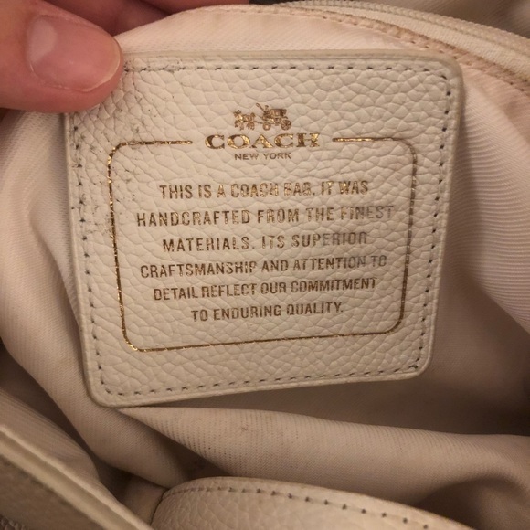 Authentic Coach Purse *SALE TODAY ONLY* - Picture 6 of 8